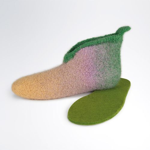 SLIPPERS